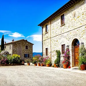 https://albergo-poderino-san-cristoforo.it-tuscanyhotel.com