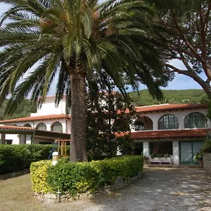 https://hotel-marelba.it-tuscanyhotel.com